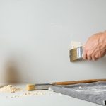 reboucher des trous dans le mur