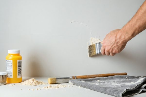 reboucher des trous dans le mur